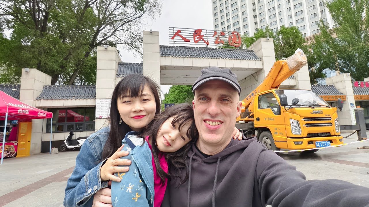 CHINA EN DIRECTO: XINING - CALLE COMERCIAL | Jabiertzo
