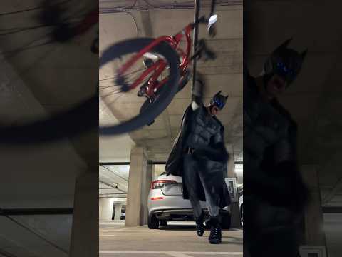 BATMAN: When you park in Gotham 2 #batman #shorts