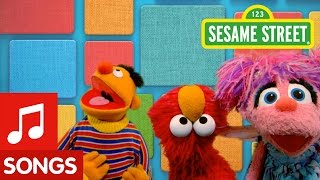 Sesame Street: Elmo Has a Freeze Dance Party