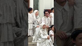 Download lagu Potret Keluarga Bahagia Dari Ricky Harun Saat Lebaran #foryou #keluarga #motivasi #keluargabahagia mp3 Download lagu Potret Keluarga Bahagia Dari Ricky Harun Saat Lebaran #foryou #keluarga #motivasi #keluargabahagia mp3