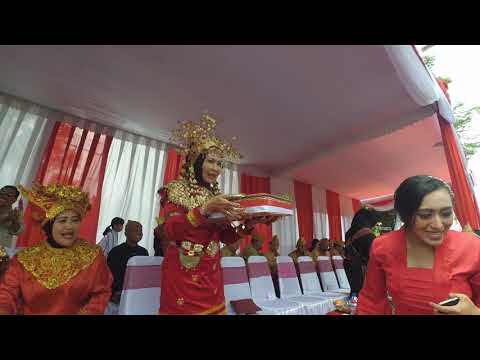 Emas akar tingtur di vodka untuk potensi Peningkatan potensi kacang