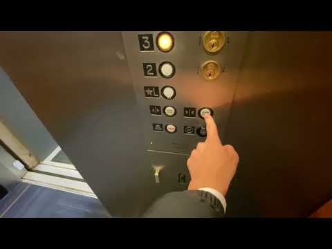 Pine State Hydraulic Elevator @ 50 Portland Pier, Portland, Maine