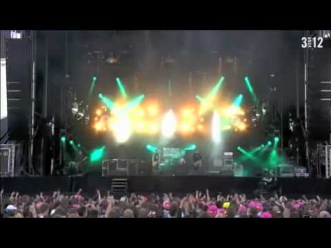 Alter Bridge: "Slip To The Void" Live at Pink Pop 2011