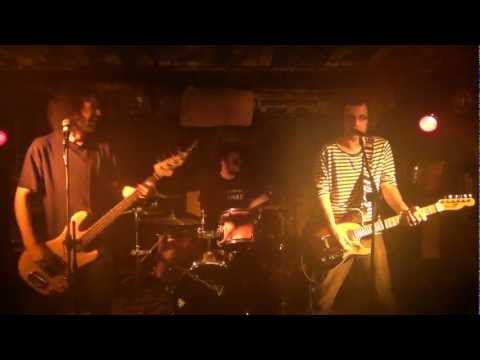 Tiger Sharks - La fille du merch' (live)