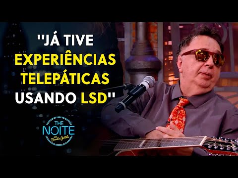 Sérgio Dias revealed the craziest thing he saw when he used LSD | The Noite (10/18/22)