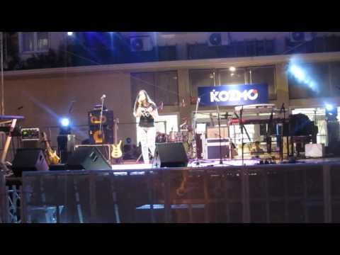 Karla Pupis-Dojdi (Vivien Galletta)