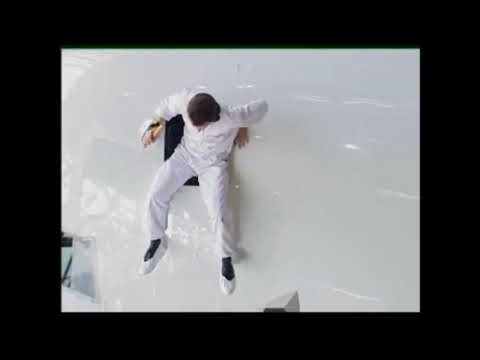 Lufthansa Boeing 747-400 Flight Deck/Cockpit Escape Hatch Instruction Video