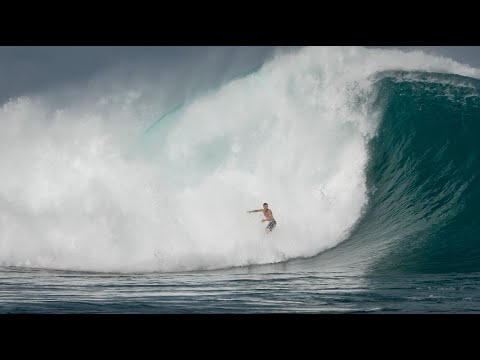 2018 MENTAWAI SWELL OF THE YEAR l NATE BEHL