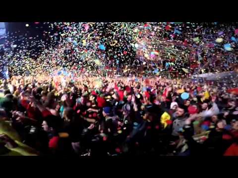 15 SEGUNDITOS DE GLORIA ... LA GRAN PEGATINA VIÑAROCK ... APOTEOSICO