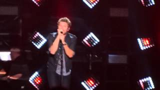 Brett Eldredge sings his new song &quot;Fire&quot; live at CMA Fest 2015