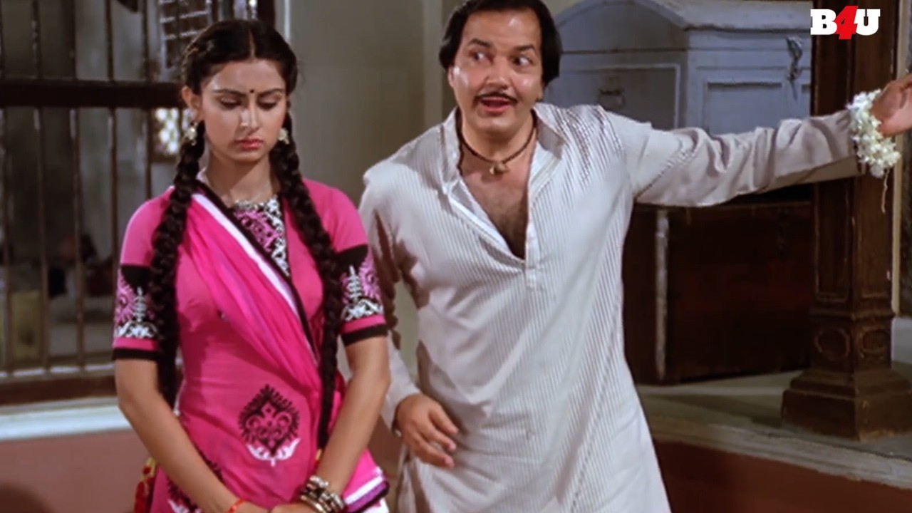 अरे चल जल्दी से तेरी दीदी आने से पहले हम दो एक खेल खेलत?