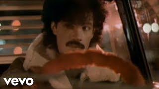 Daryl Hall &amp; John Oates - Possession Obsession (Official Video)