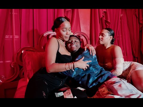 TG Kommas - Double Cup (feat. HollyHood Bay Bay) [Official Music Video]