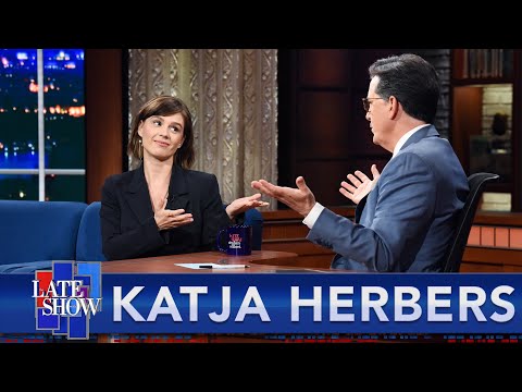 Katja Herbers Once Accidentally Stabbed A Fellow Improviser