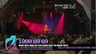 Ladyhawke - Dusk Till Dawn (Live @ Sydney BDO 2010) HQ