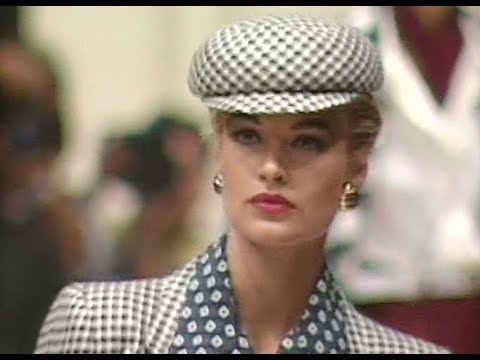 "Trussardi" Spring Summer 1992 Milan 1 of 3 Pret a Porter Woman by FashionChannel