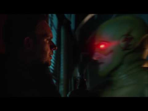 The Reverse Flash erases Rex Tyler (Hourman) from timeline