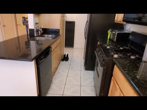 For Sale - Koreatown - Virtual Tour - 1 Bed & Large Den Condo - Los Angeles