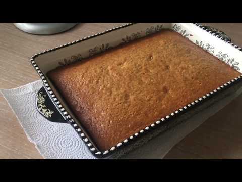 Moist Soft Carrot Cake and Cream Cheese Frosting (Ramadan Recipes)