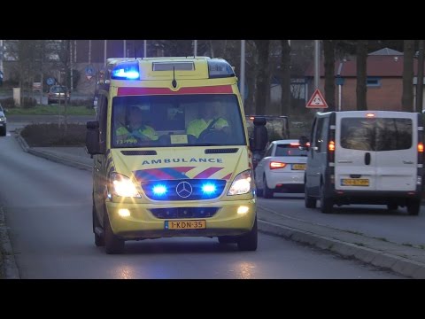 Ambulances HAP en MICU met spoed naar en van melding in Purmerend en Haarlem