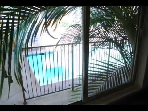 PL5825 - Large West Hollywood 1 Bed Apartment For Rent!