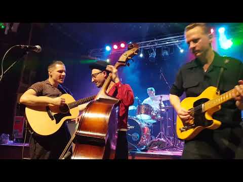 RAY BLACK & THE FLYING CARPETS - Better Way To Move - live at Rockin' Around the Christmas Tree 2019