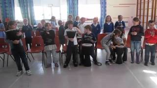 children singing 'SAILING FOR GOLD'