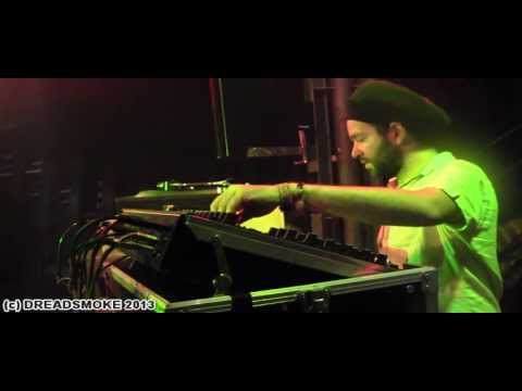 SALOMON HERITAGE (fr) - joshua's anthem dubplate special 1 \ moving forward @ ms stubnitz 15-06-2013