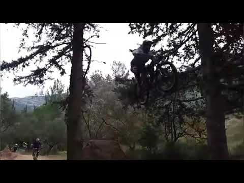 Μαλιοκούβαρα ep1  (Tres long)