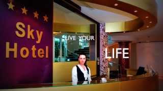 preview picture of video 'Sky Hotel - At the heart of the city life'
