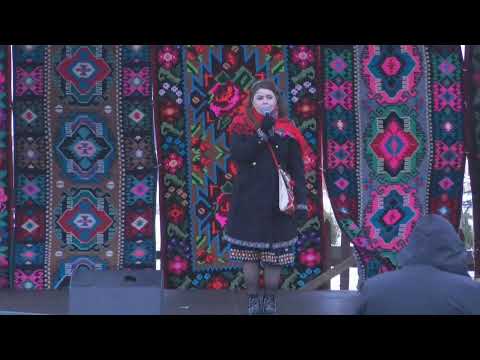 FESTIVALUL DE DATINI SI OBICEIURI DE IARNA, DE LA MIROSLOVESTI