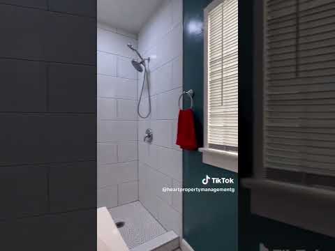 LB2825 - Video 2 of 2