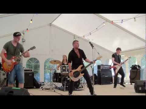 New Rock Band - Aces & Twos - Rock n Roll Girl - Rock i Grejsdalen 18-8-2012