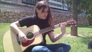 "La cama", cover: Mar (Julio de la Rosa)