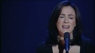 Mary Black - Bright Blue Rose (live at the all Olympia 2003)