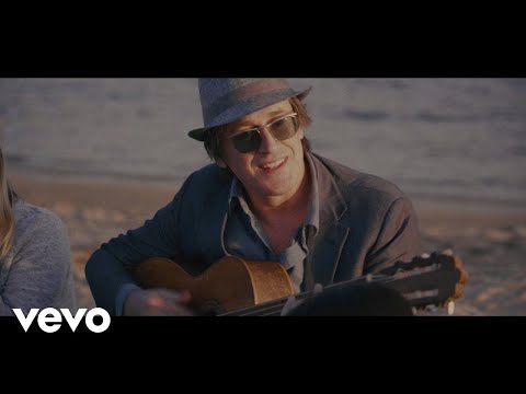 Videoclip de Il n'est jamais trop tard — Thomas Dutronc