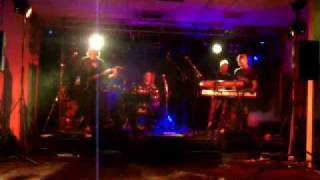 epsilon live holbrook 09  - funeral for a friend / love lies bleeding (elton john)