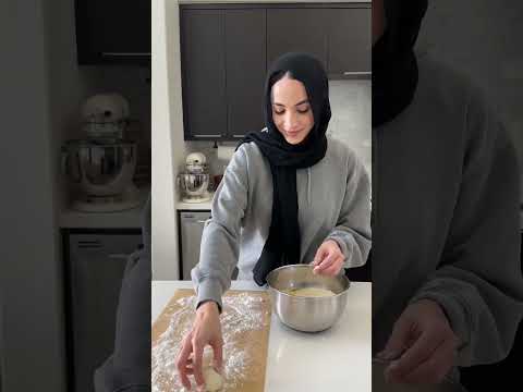 RAMADAN RECIPE SERIES EPISODE 2 - Lahmajeen!