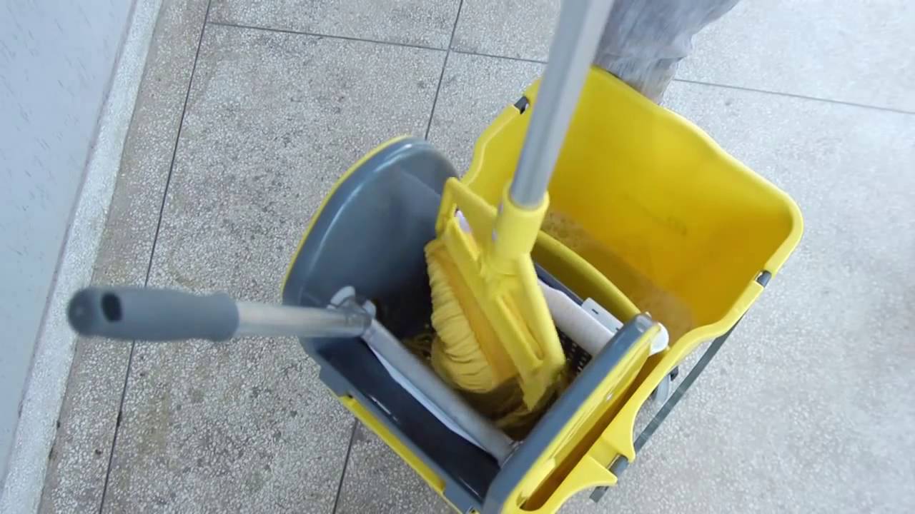 Limpeza Úmida com produtos Bralimpia