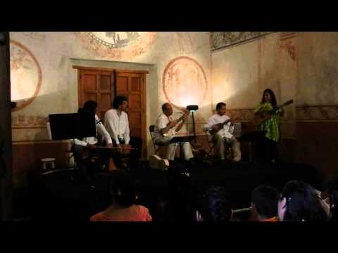 TEMBEMBE  El Jarabe Loco (Tepoztlan 2013)