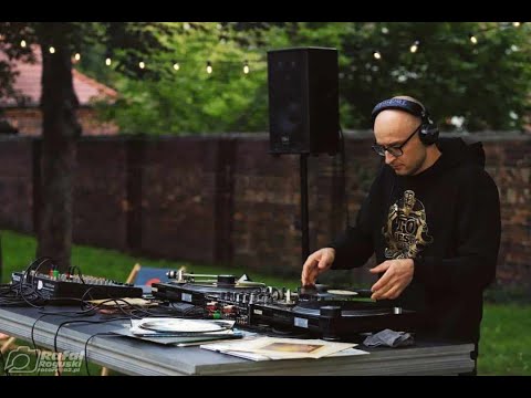 90's Underground House & Classic House Vinyl Mix