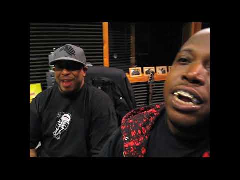 N.O.R.E., Chino XL, DJ Premier, Lil Fame(M.O.P), Nature, and E-40 show love to Blaq Poet