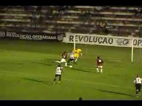 Operário 1 x 4 Atlético