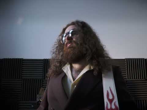 Alone On Records 8: The chase