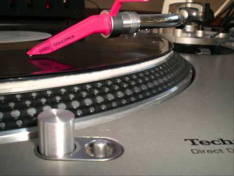 Q feat Tracy Ackerman - Get Here (extended mix)