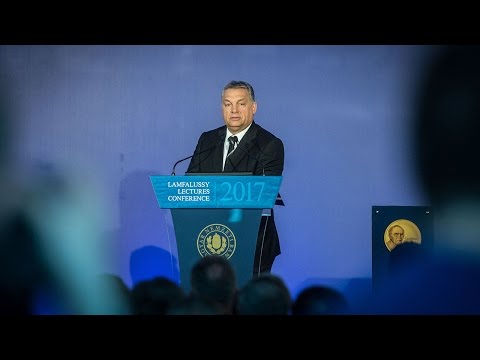 Orbán Viktor miniszterelnök az MNB által rendezett Lámfalussy-konferencián.