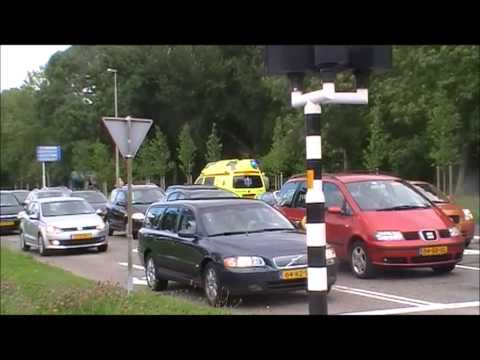 Silverline Ambulance 02-143 Leeuwarden met spoed naar het Medisch Centrum Leeuwarden