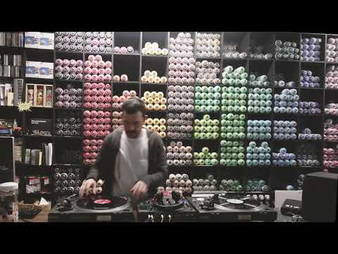 Lee Kelly at All City (Dublin, Ireland) for Move the Record