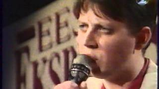 Vennaskond - Tüdrukud - brünett ja blond