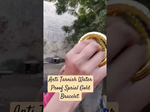 Ecommerce Hot Selling Anti Tarnish Spiral Bangle in Golden and Silver Color